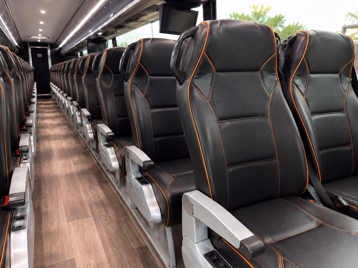 bus rentals to syracuse crunch games at upstate medical university arena