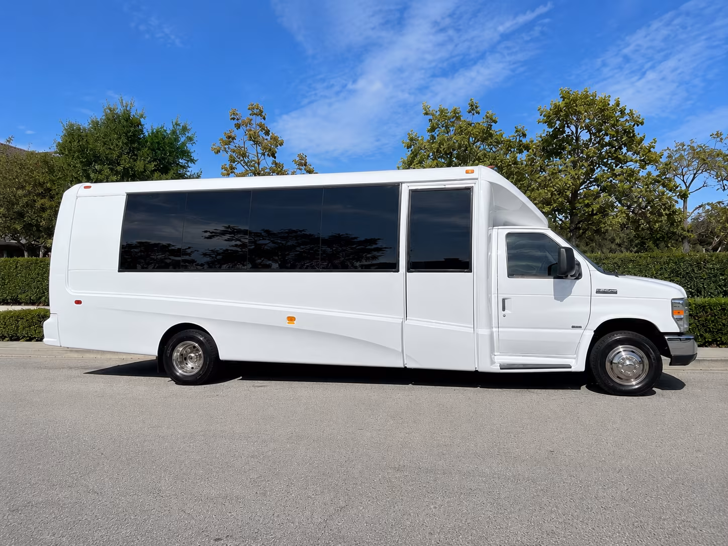 syracuse long distance transportation onboard seating