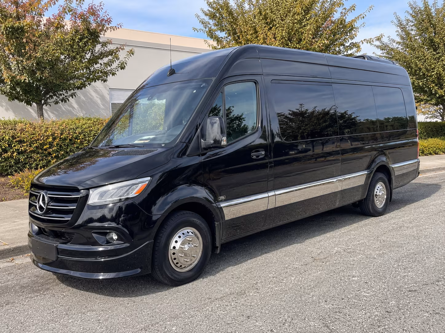 syracuse sporting event transportation onboard seating